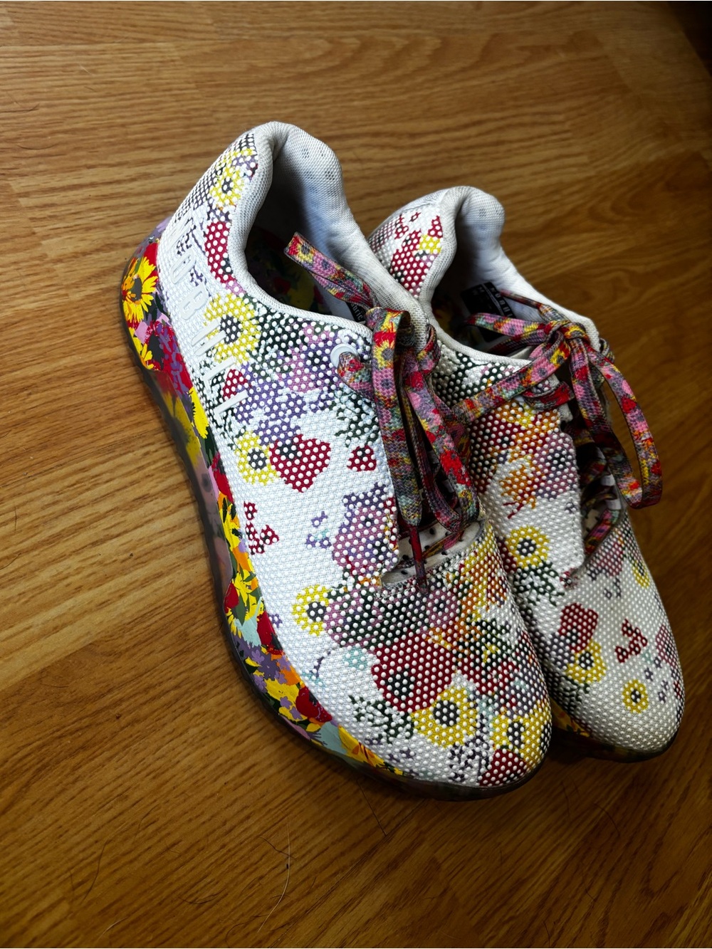 NOBULL superbloom sneakers women’s 9.5 floral flowers gym shoes running walking